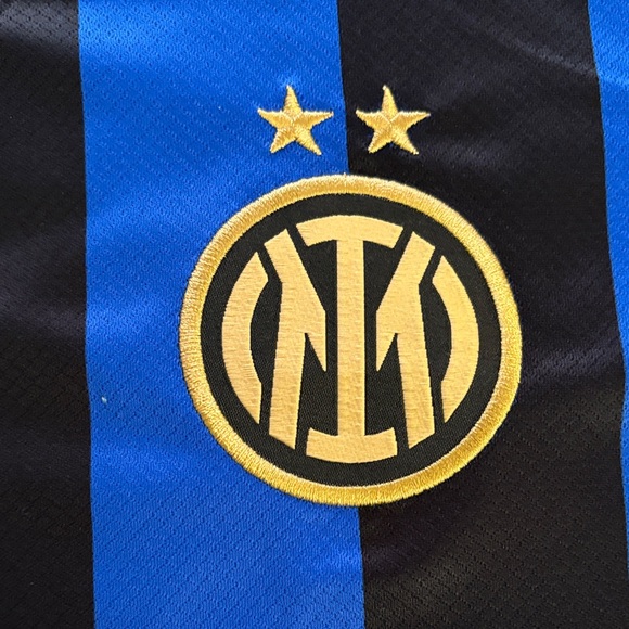 Nike Inter Milan Blue and Black Striped Men's Jersey Lautaro 10 - Picture 2 of 11